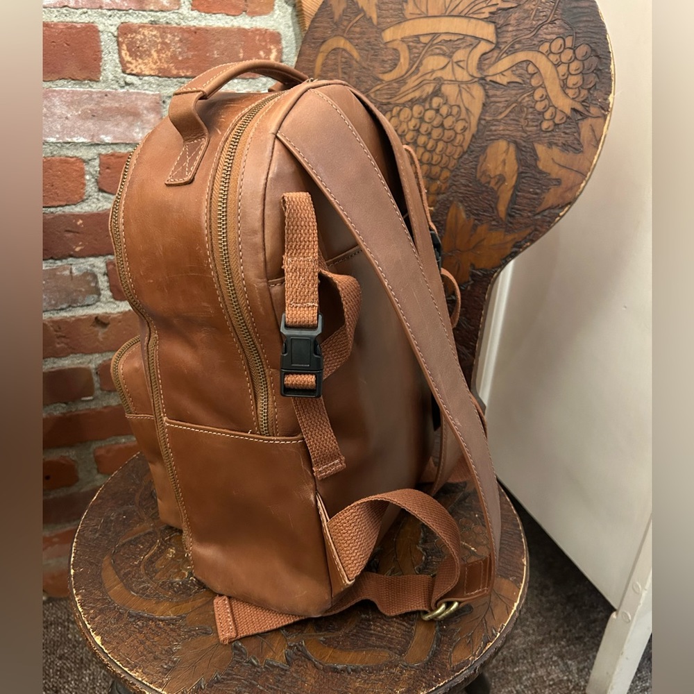 ABLE Backpack - Picture 5 of 6